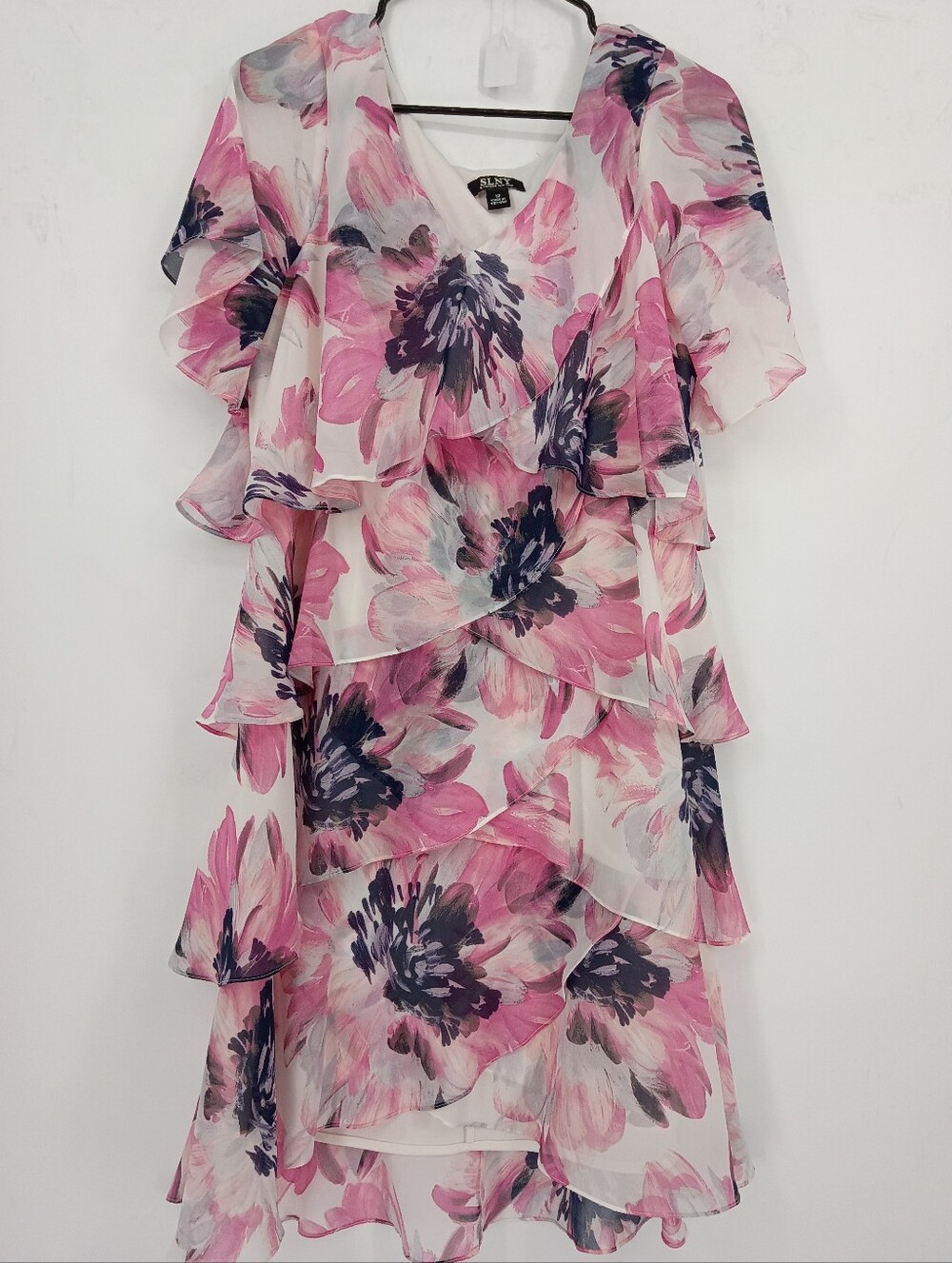 SLNY Floral V-Neck Dress in Pink, Navy & White